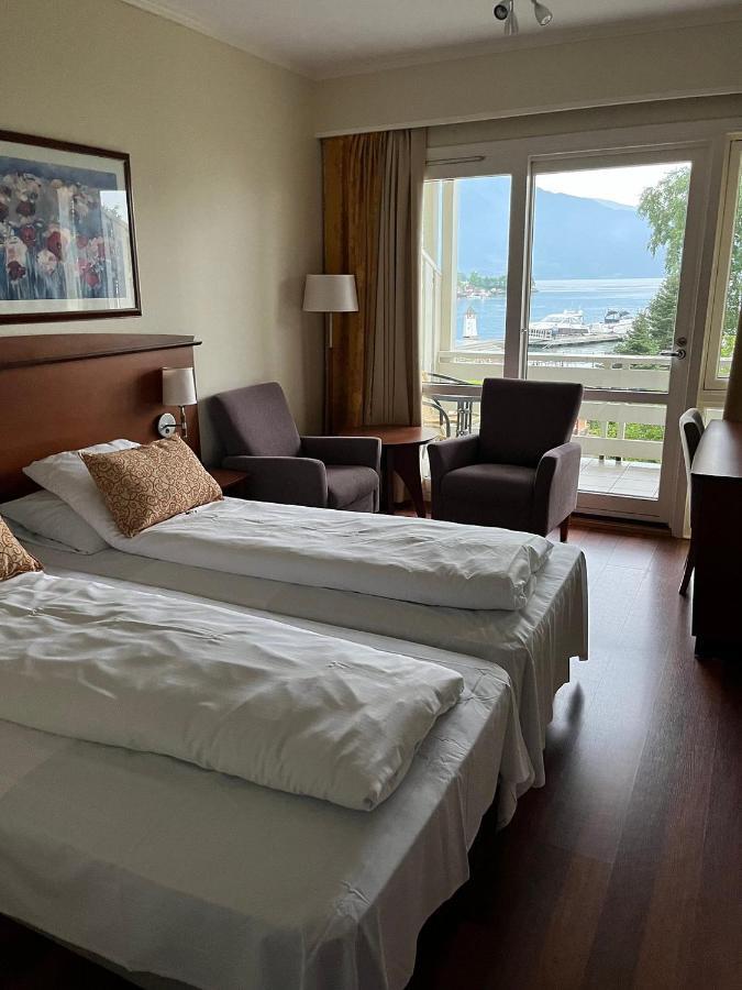 Rosendal Fjordhotel エクステリア 写真